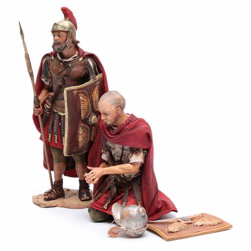Roman soldiers gambling dice