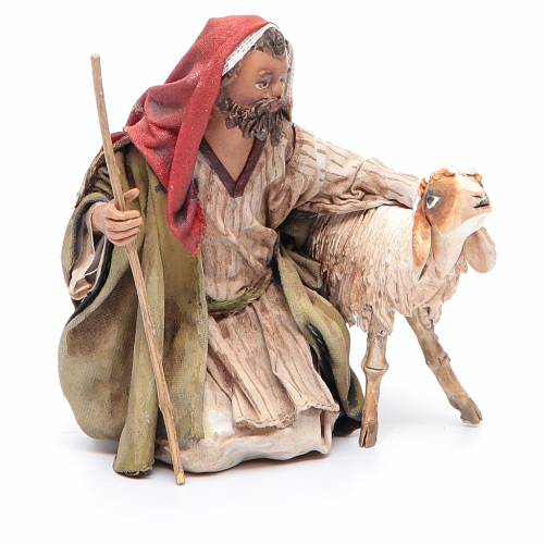 Shepherd kneeling with Sheeps 13cm Angela Tripi | online sales on ...
